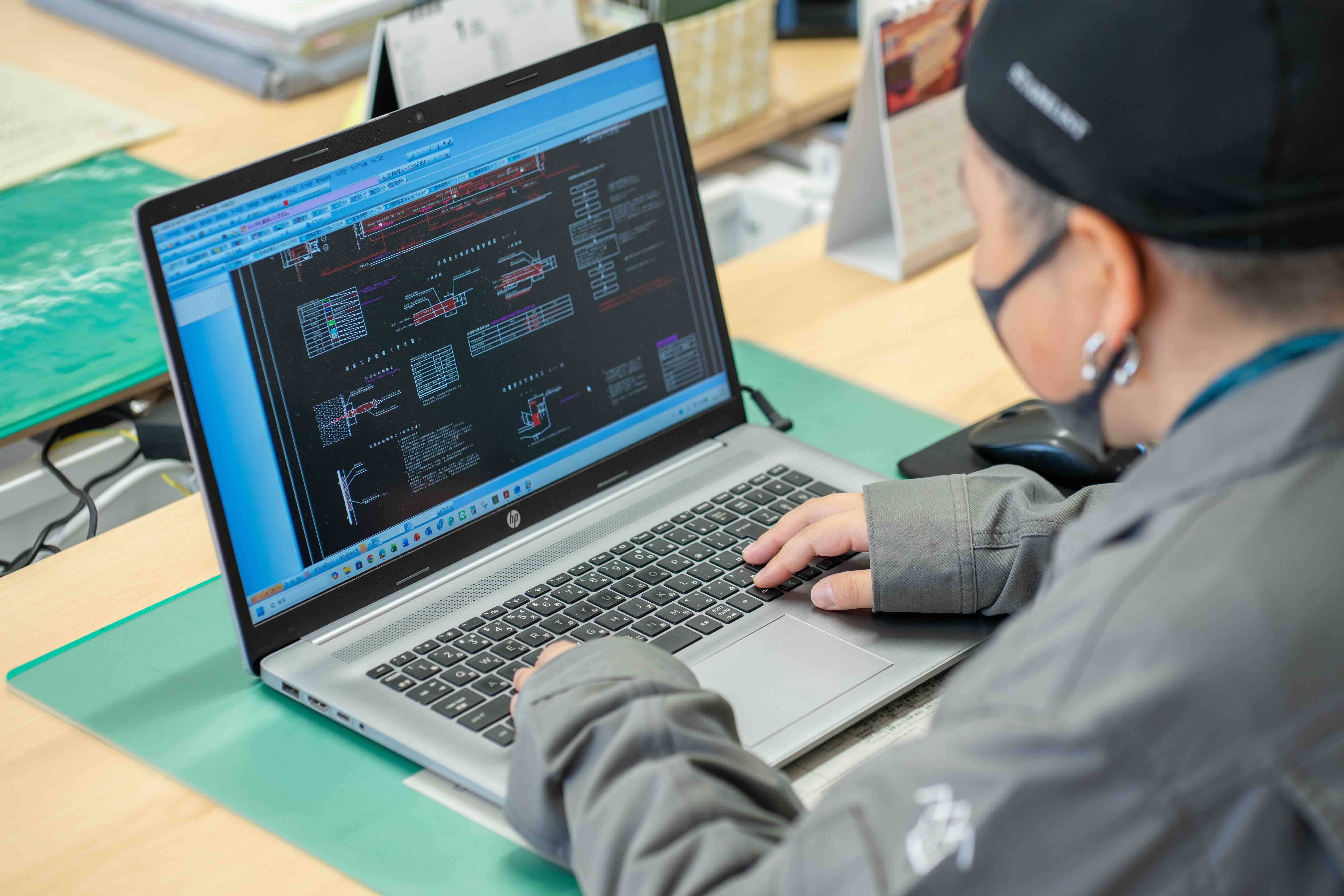 建設ディレクター