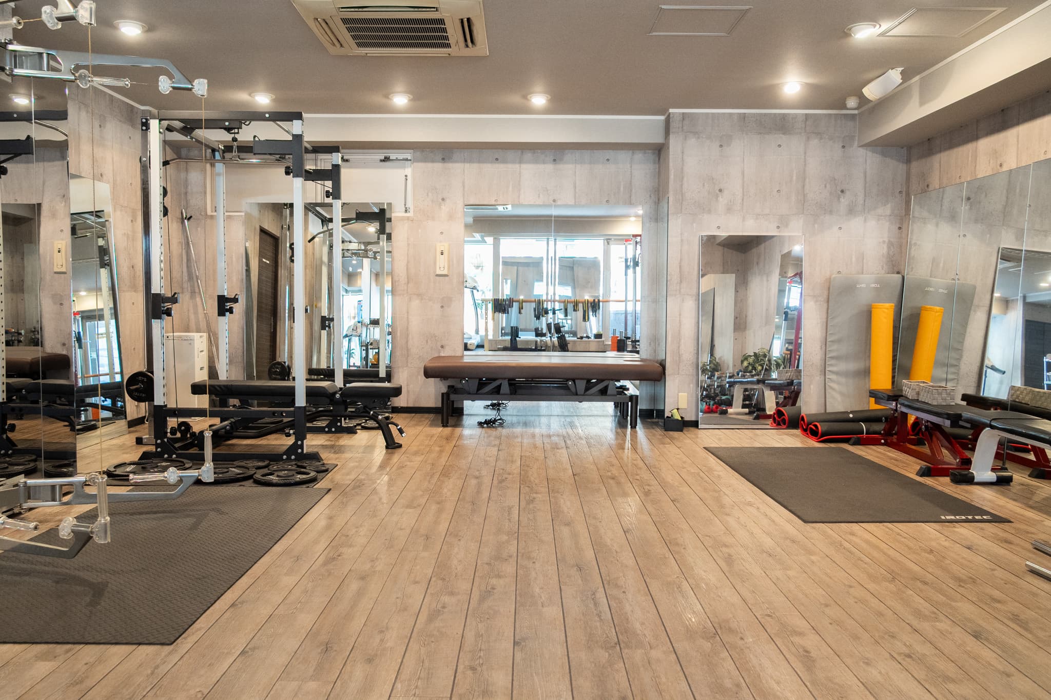 私たちについて