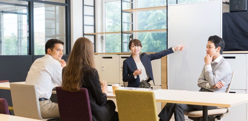 帽子の資材調達/貿易業務