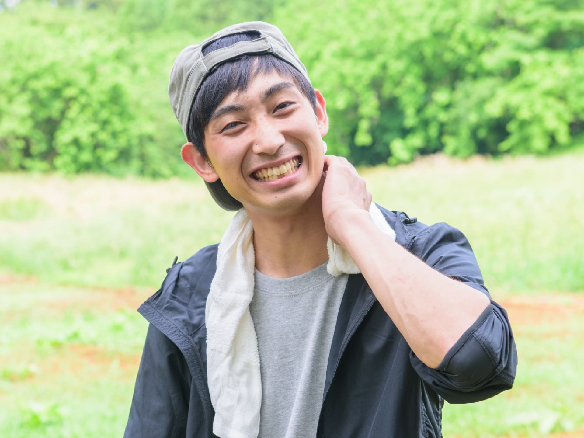 西村